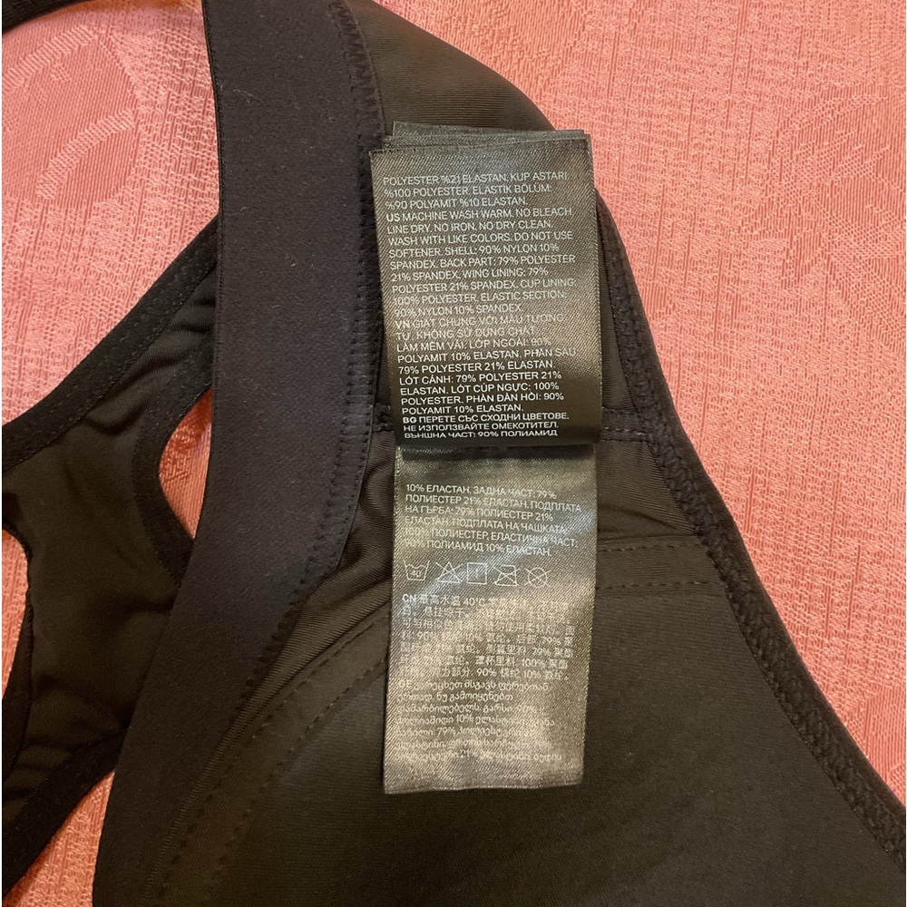 H&M Black Racer-Back Sports Bra Size Small - Picture 8 of 8